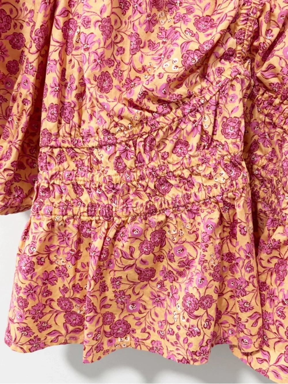 Old Navy Floral Puff-Sleeve Peplum Blouse Womens 2X‎ V-neck Smocked Cottagecore